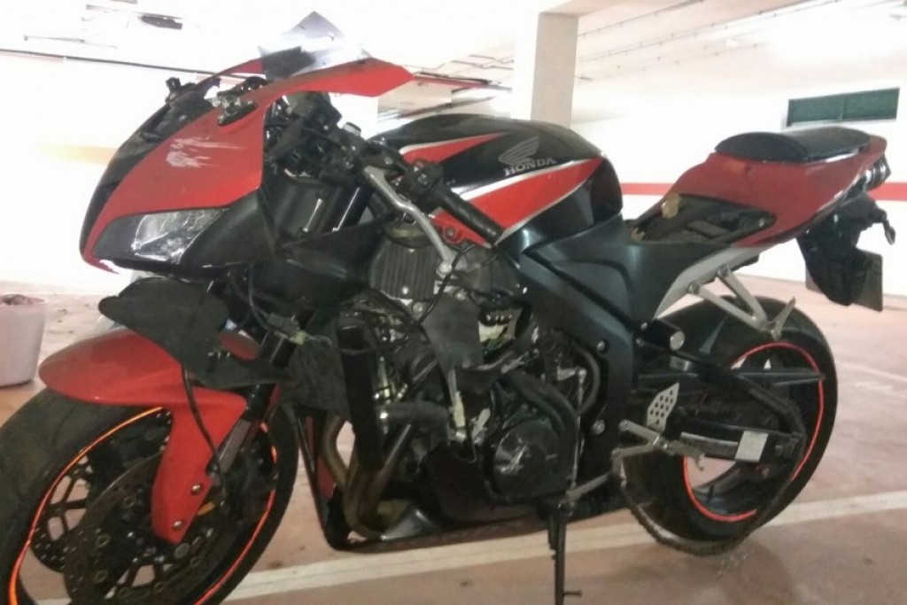 Subasta De Honda Cbr R