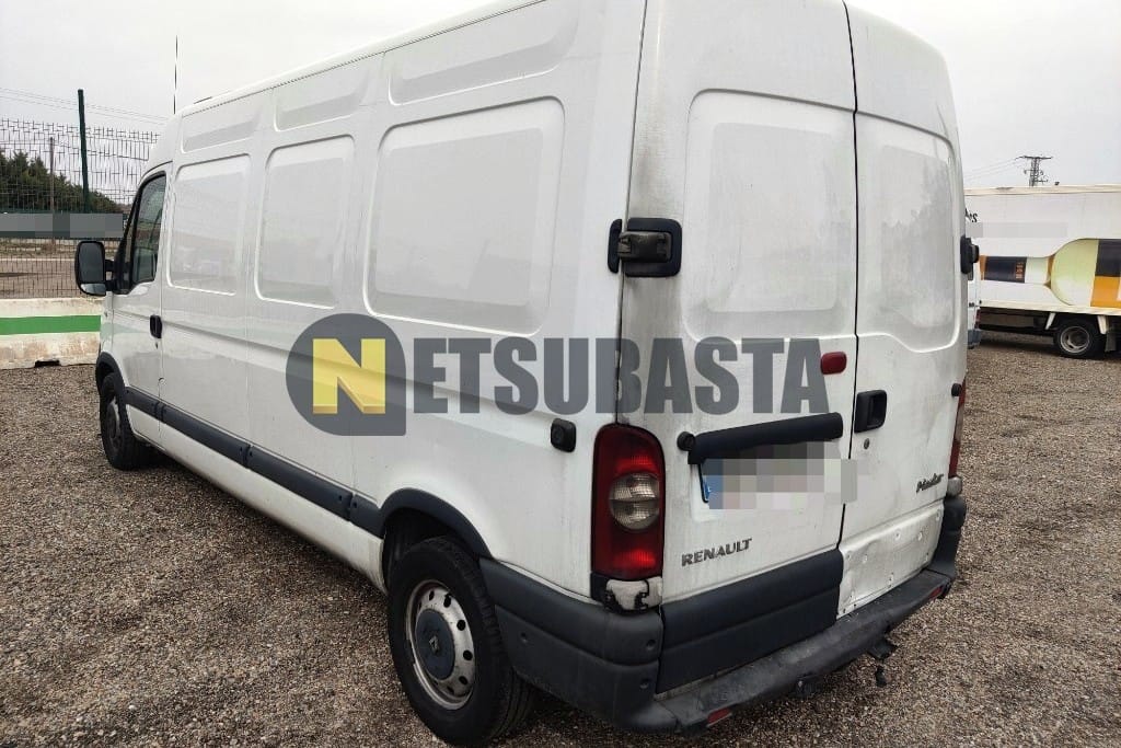 Renault Master Furgón 3500 2.5 dCi 2010