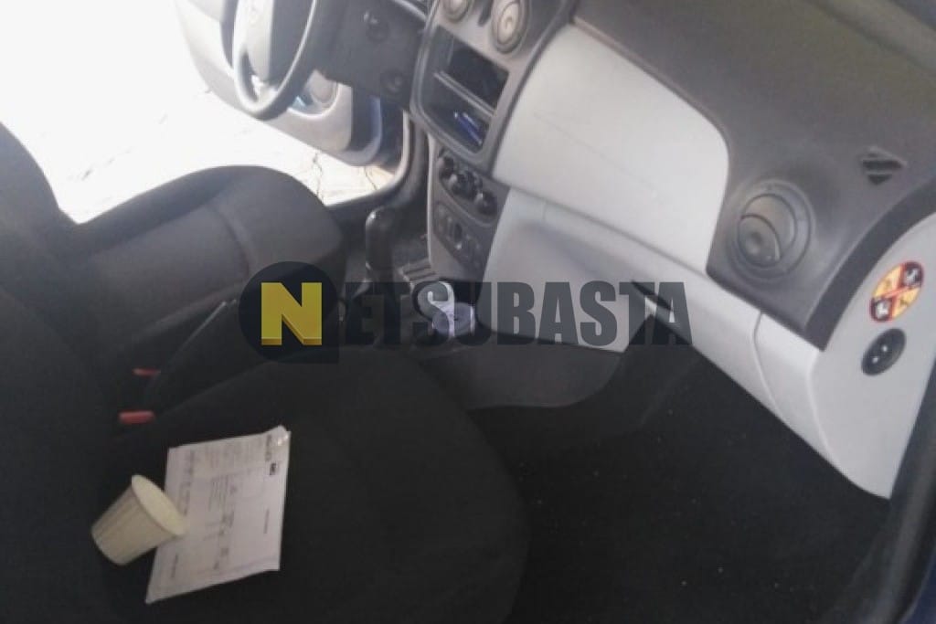 Dacia Sandero 1.2 2013