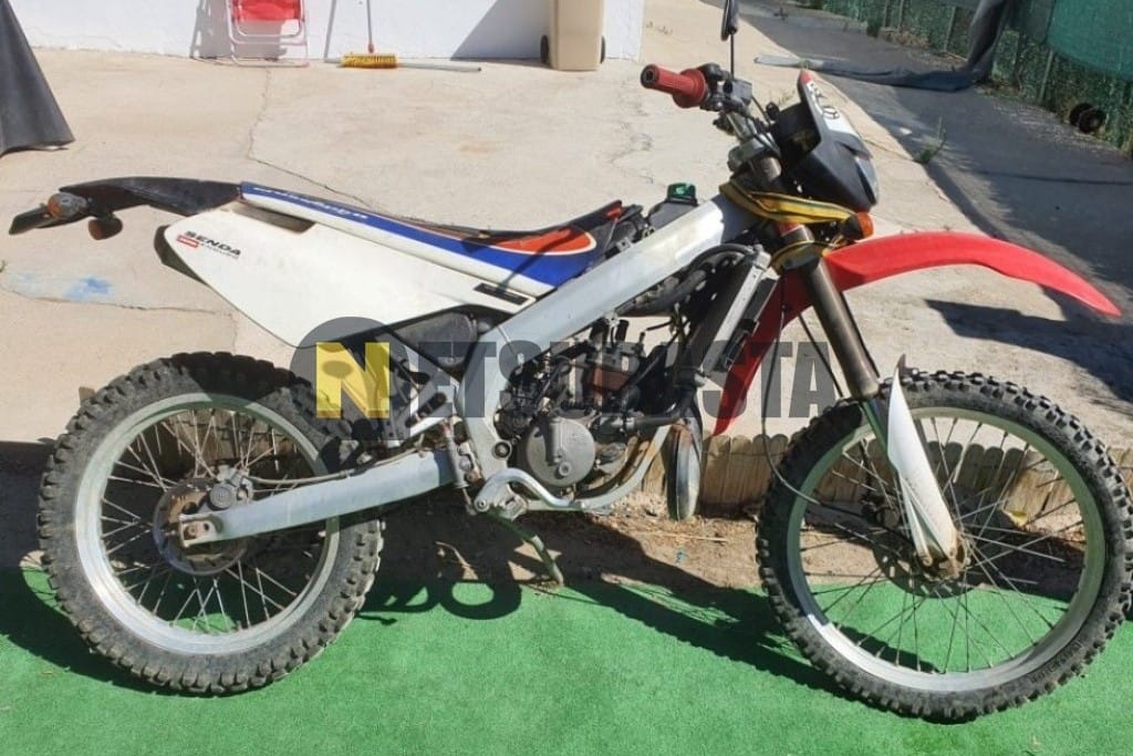 Subasta de Derbi Senda R 2002