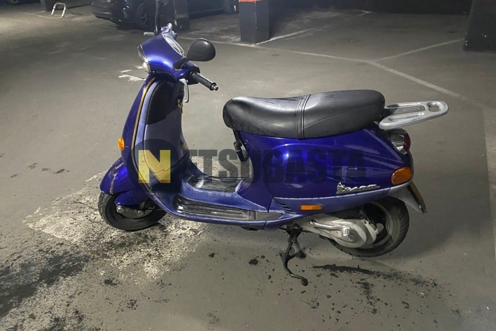 Subasta de Piaggio Vespa 50 2000