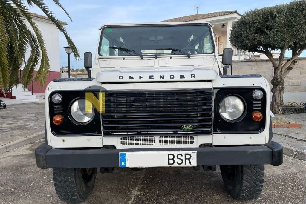 Subasta de Land-Rover Defender 110 SW 2002