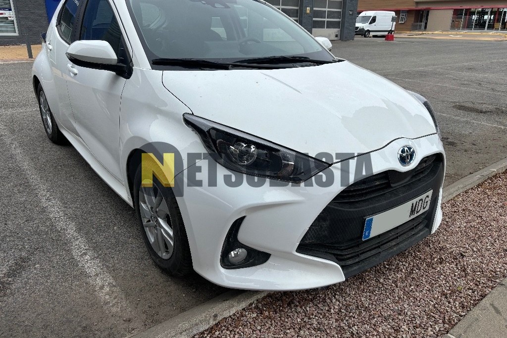 Toyota Yaris 120H 2023