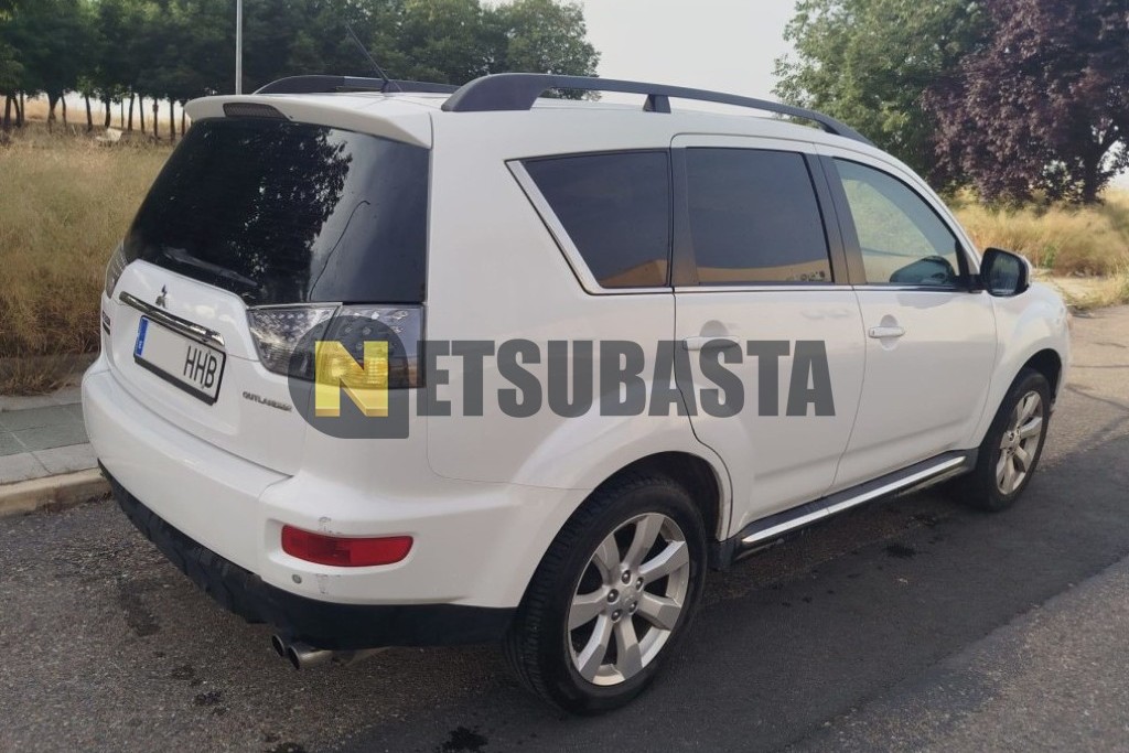 Mitsubishi Outlander 220 DI-D MIVEC 2011
