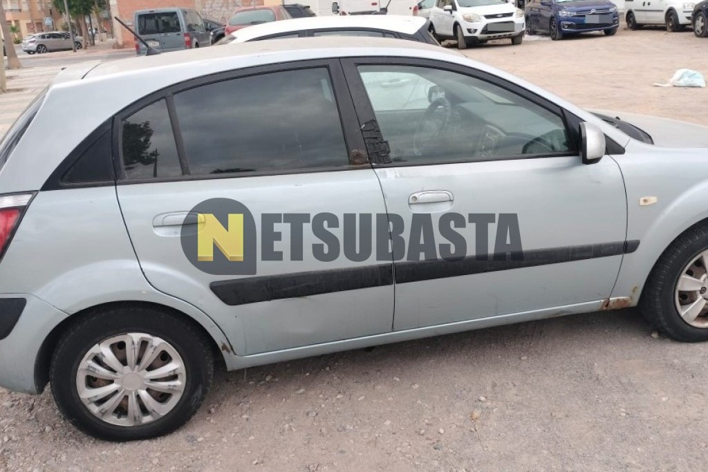 Kia Rio 1.4 DOHC 2005