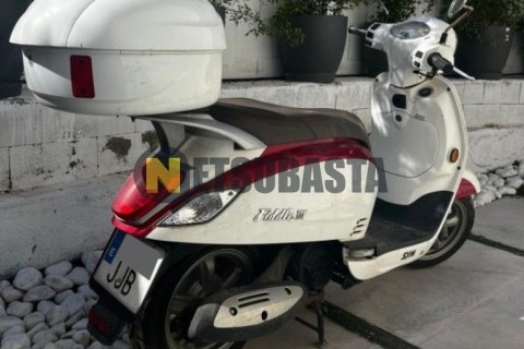 Yamaha XMAX 125 2006