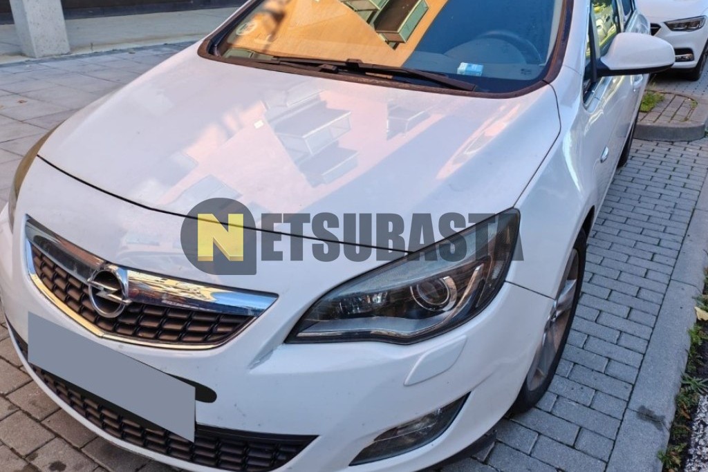 Opel Astra 2.0 CDTI 2011