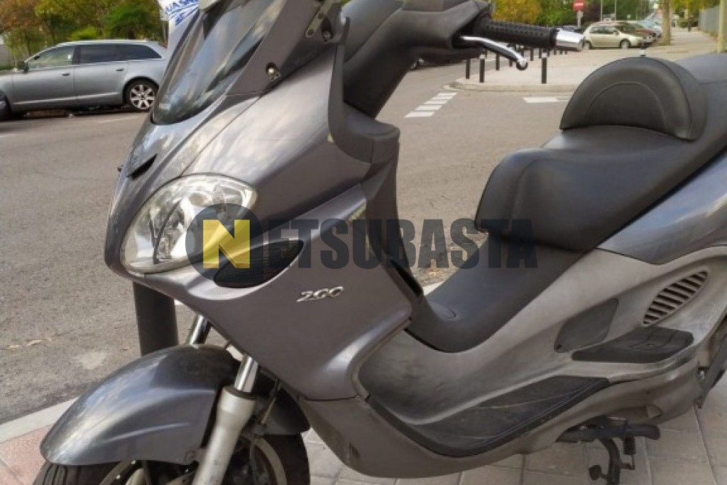 Piaggio X9 EVOLUTION 125 2006