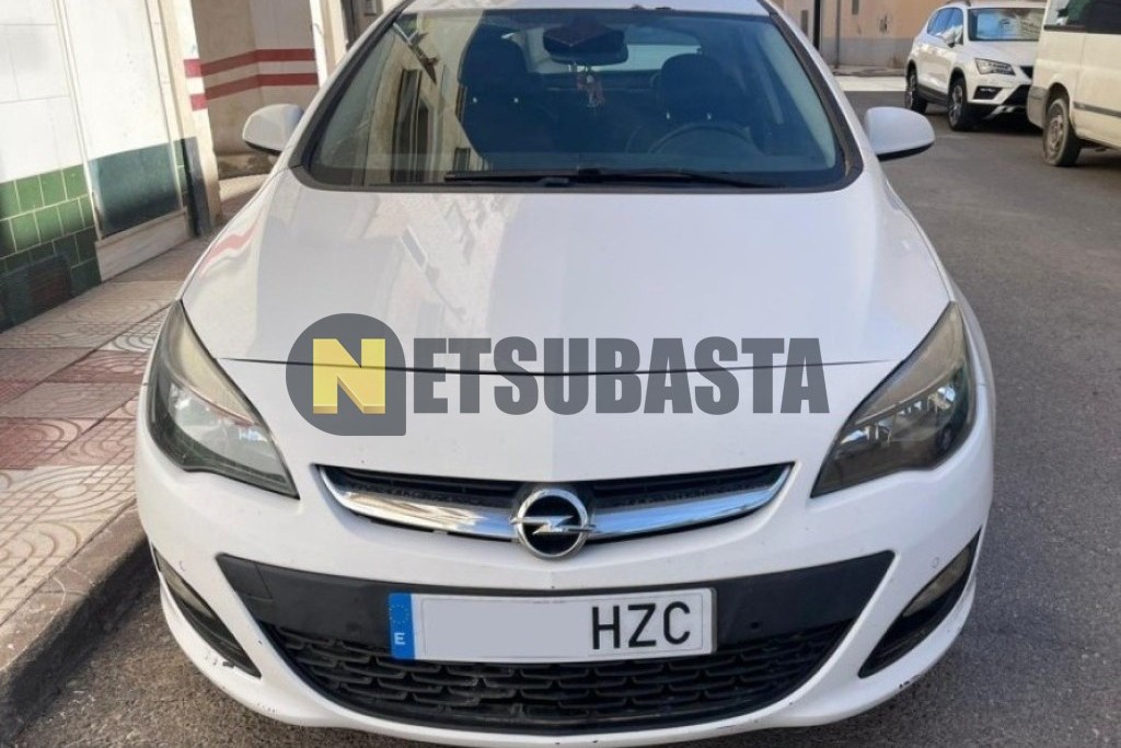 Opel Astra 1.6 CDTI 2014