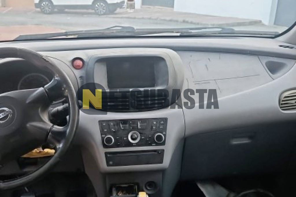 Nissan Almera Tino 2.2 dCi 2006