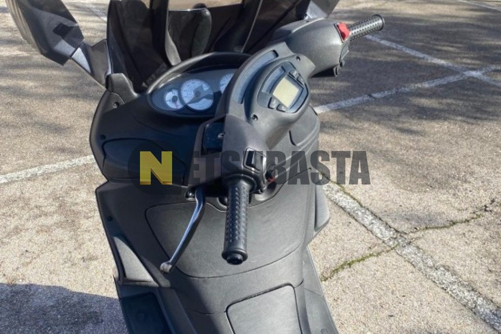 Piaggio X9 125 2004