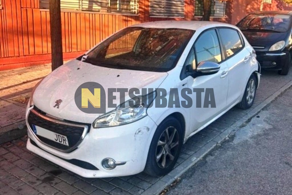 Peugeot 208 1.2 PureTech 2015