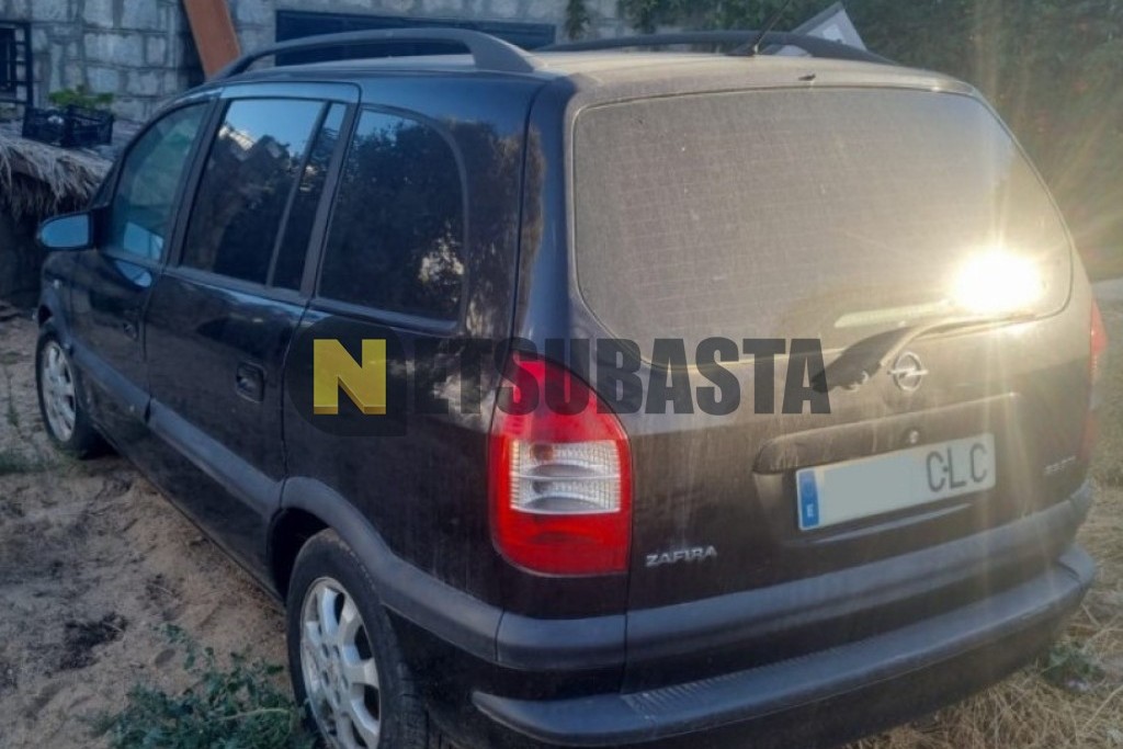 Opel Zafira 2.2 DTi 16V 2003