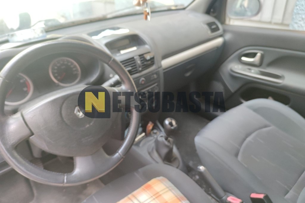 Renault Clio 1.5 dCi 2003