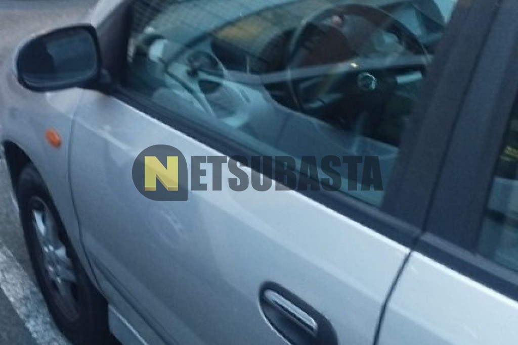 Nissan Almera Tino 2.2 dCi 2004