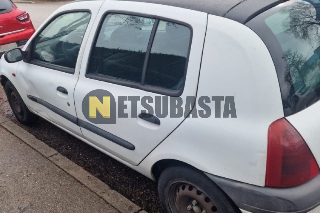 Renault Clio 1.9D 2001