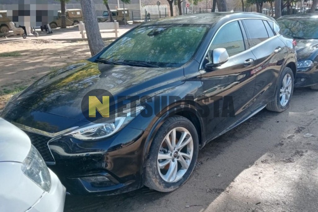 Infiniti Q30 1.5d 7DCT 2016