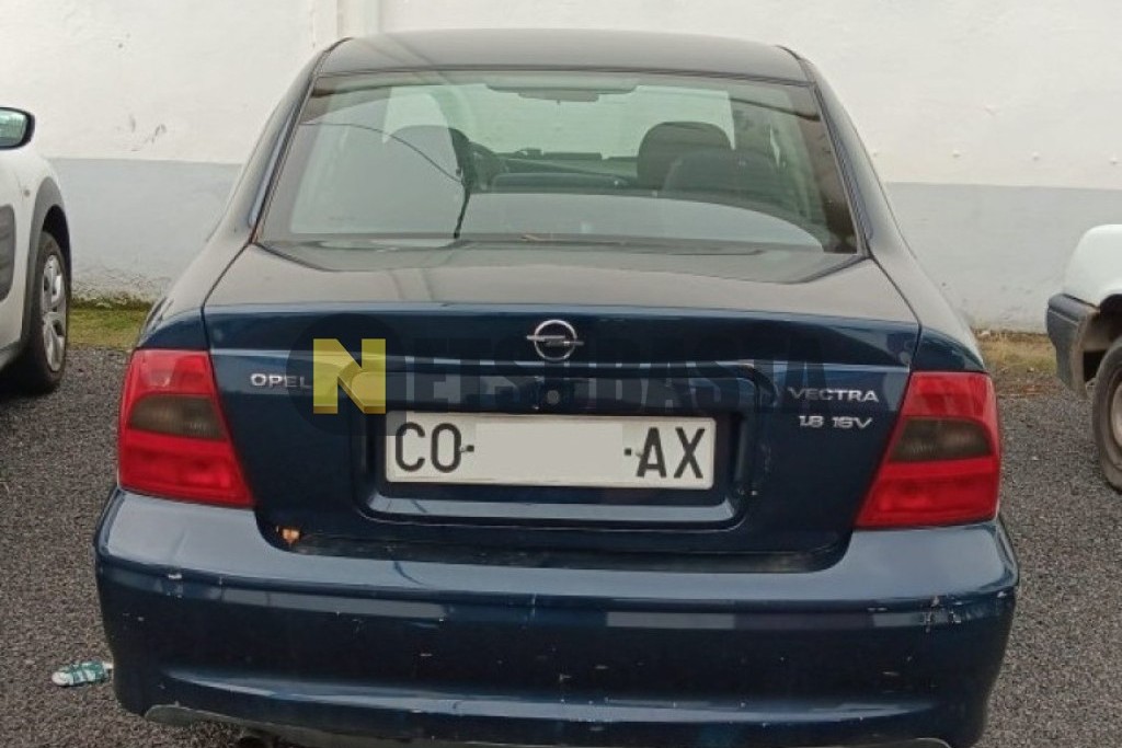 Opel Vectra 1.8 2000