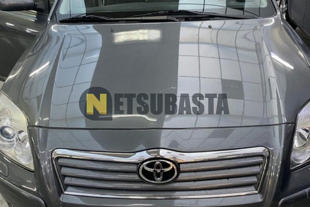 Toyota Avensis Wagon 2.0 D-4D 2005