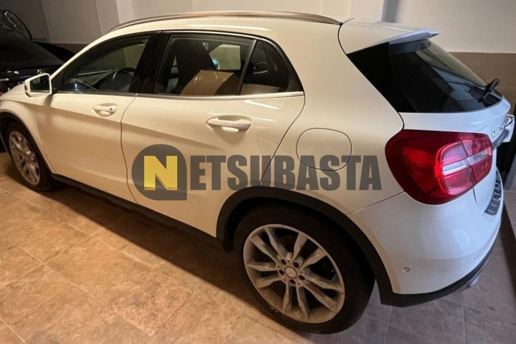 Mercedes-Benz GLA 200 d 2016