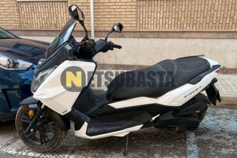 Kymco Super Dink 125i 2011