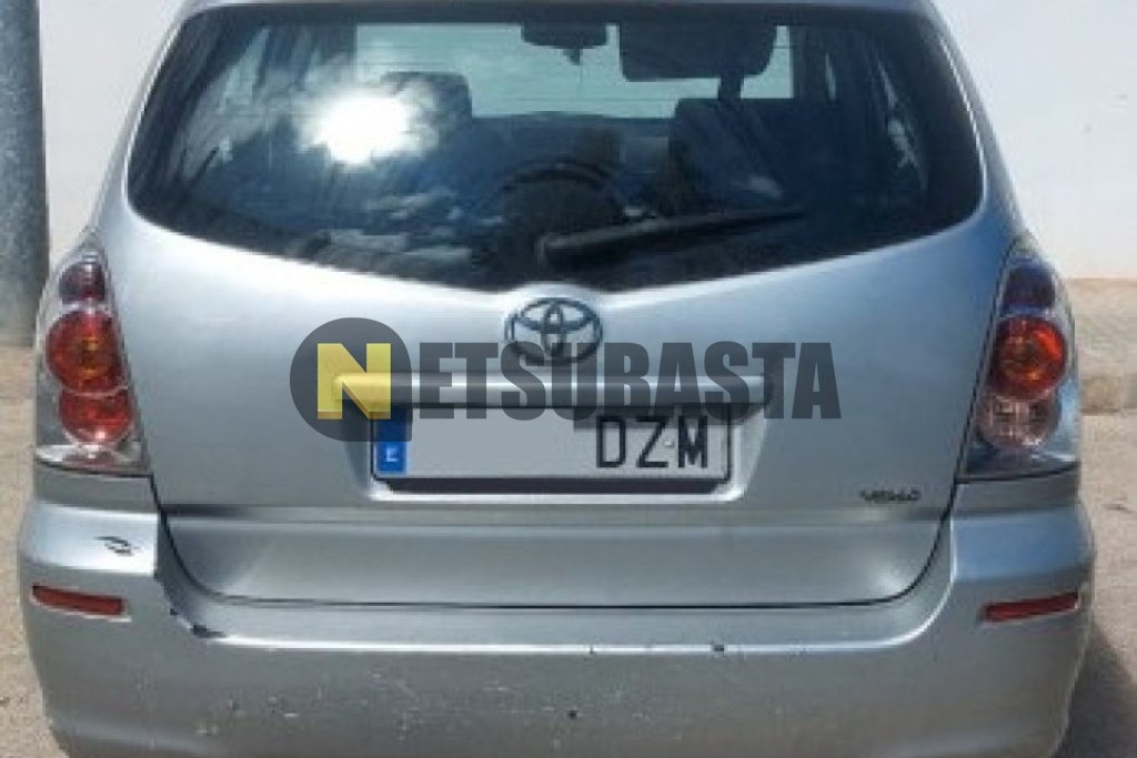 Toyota Corolla Verso 2.2 D4D 2006