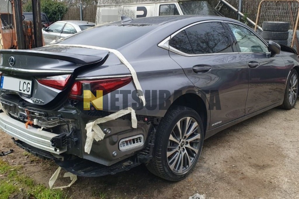 Lexus ES 300h 2019