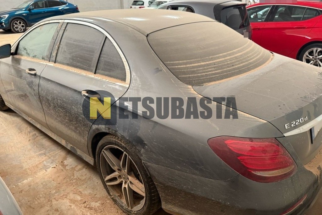 Mercedes-Benz E 220 d 9G-TRONIC 2017