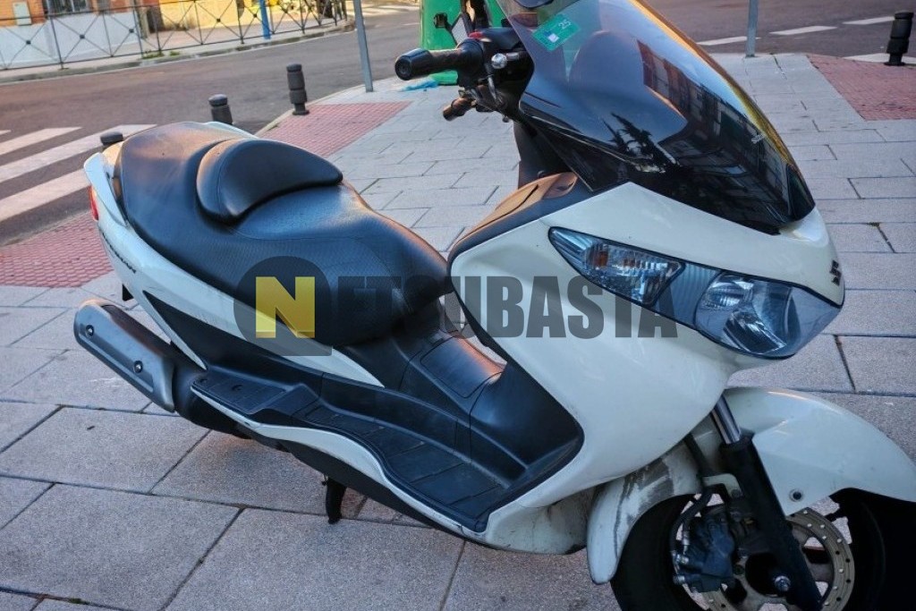 Suzuki Burgman 125 2013