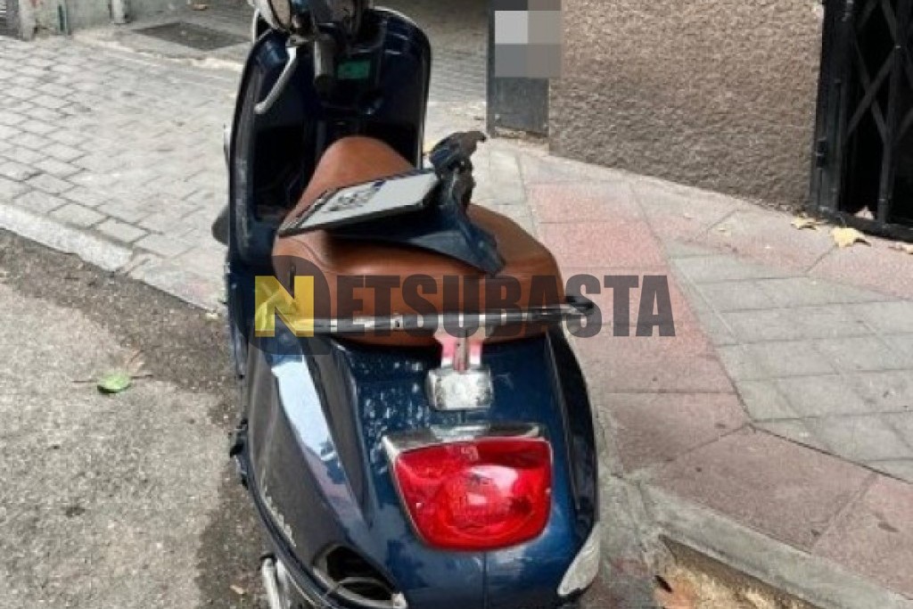 Vespa LXV 125 2008