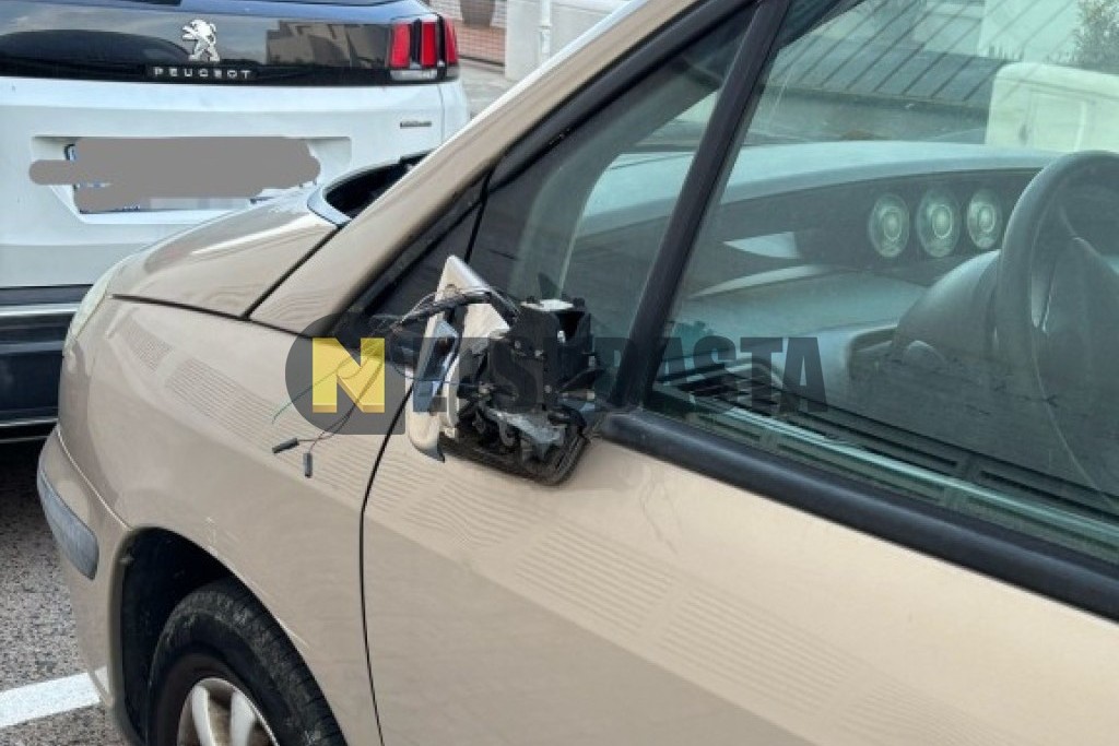 Peugeot 807 2.2 HDi FAP 2003