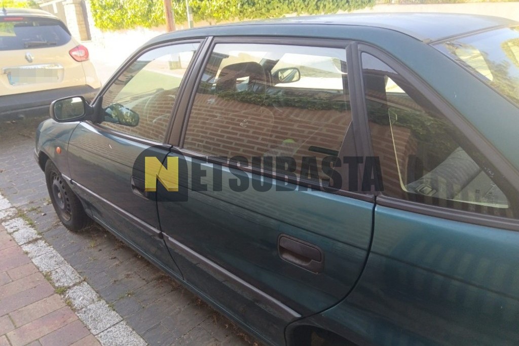 Opel Astra 1.6 8v 1998