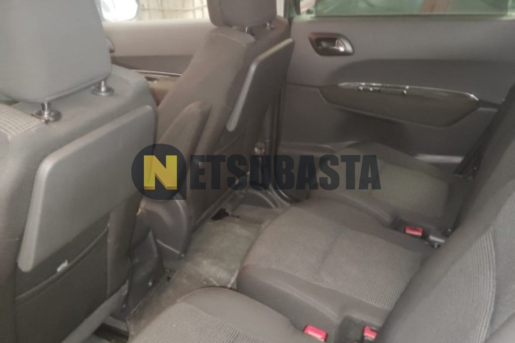 Peugeot 5008 2.0 HDI 2010