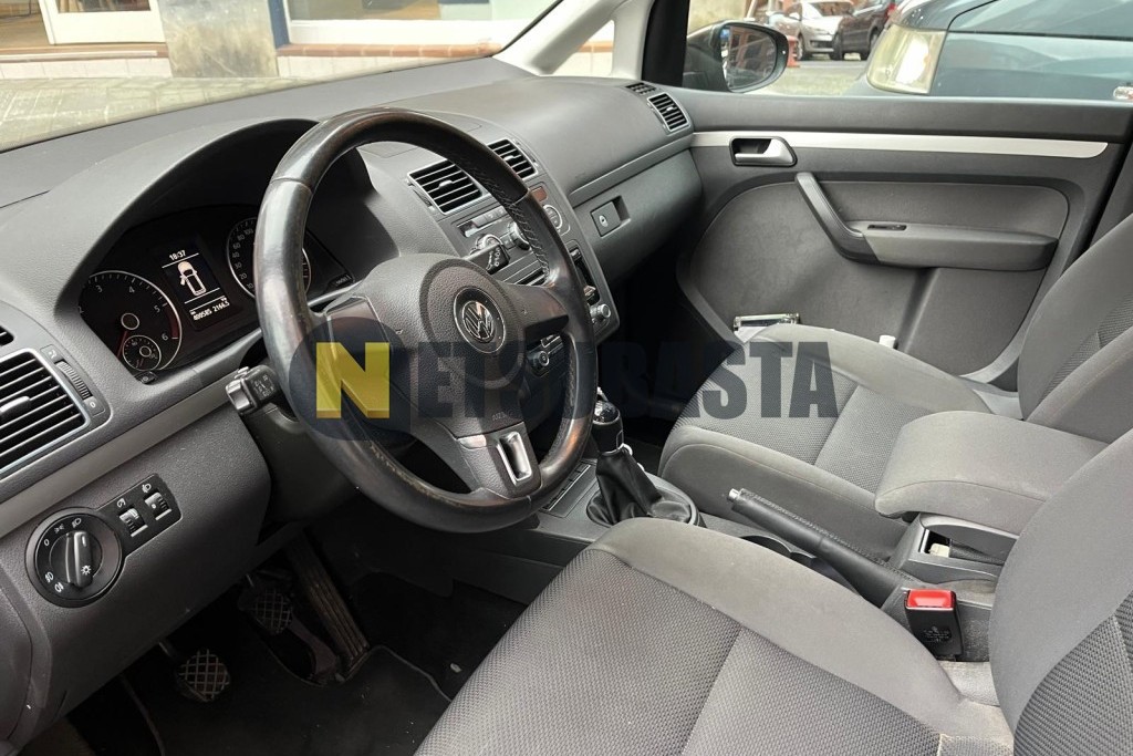 Volkswagen Touran 1.6 TDI 2014