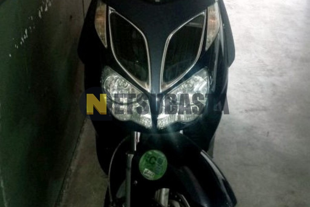Aprilia Sportcity 250 2008