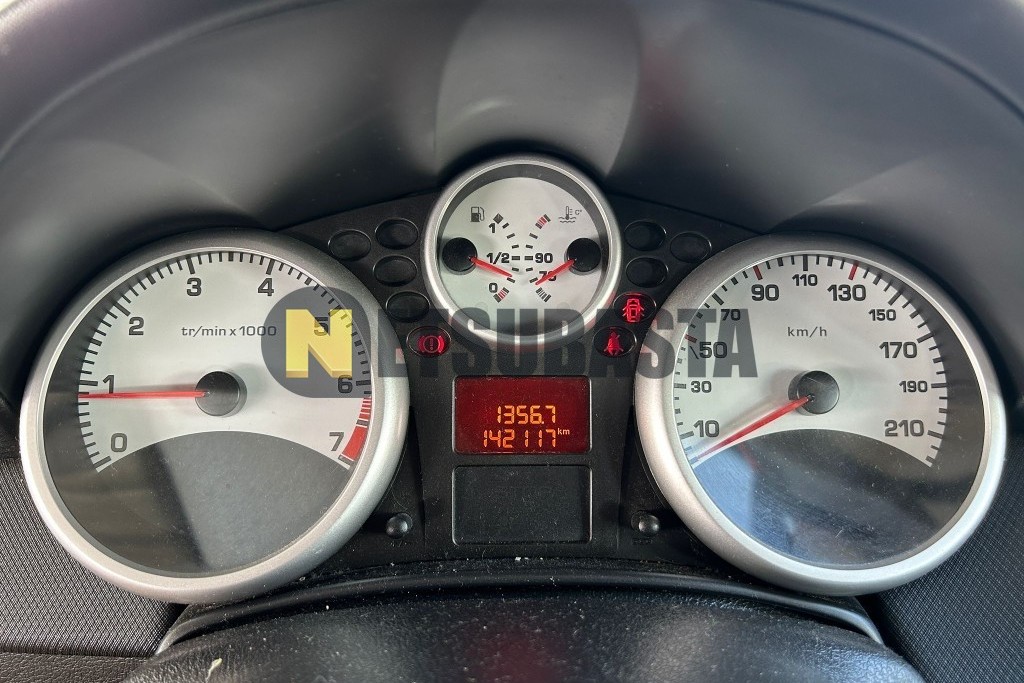Peugeot 207 1.4i 2010