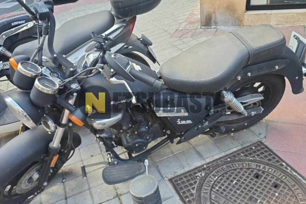 Keeway Superlight 125 2021