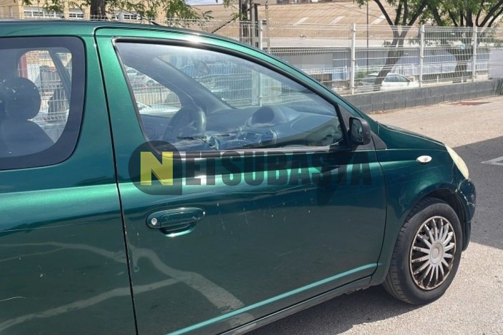 Toyota Yaris 1.3 2000