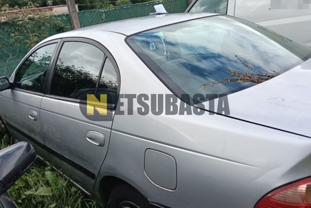 Toyota Avensis 1.8 VVT-i Aut. 2001