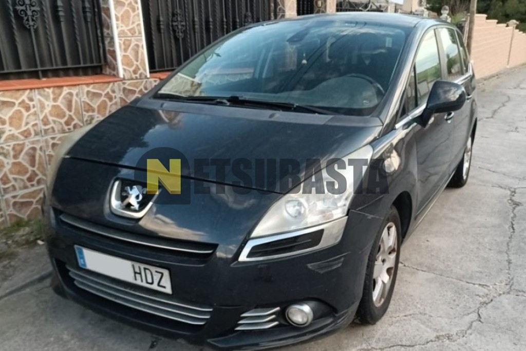 Peugeot 5008 2.0 HDi FAP 2011