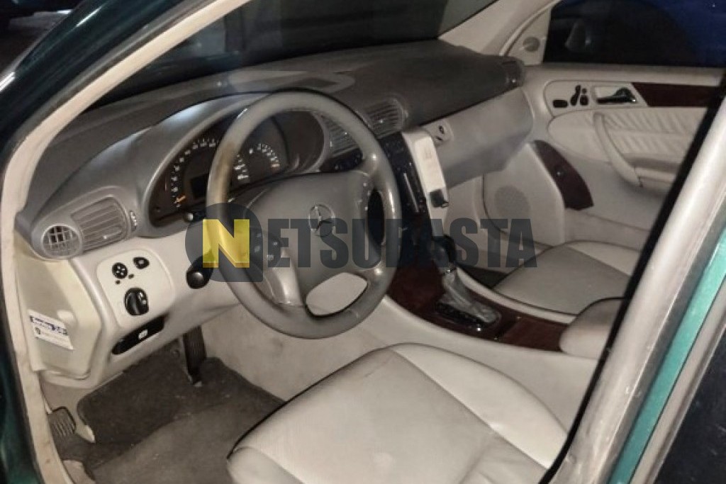 Mercedes-Benz C 220 CDI Aut. 2000