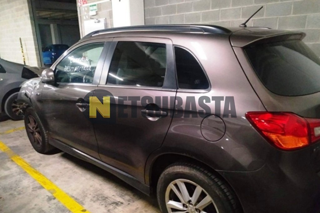Mitsubishi ASX 220 4WD DI-D Aut. 2013