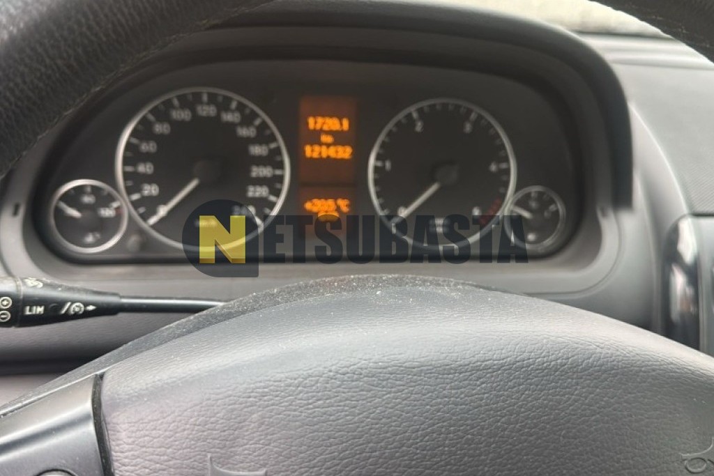 Mercedes-Benz A 180 CDI Autotronic 2010