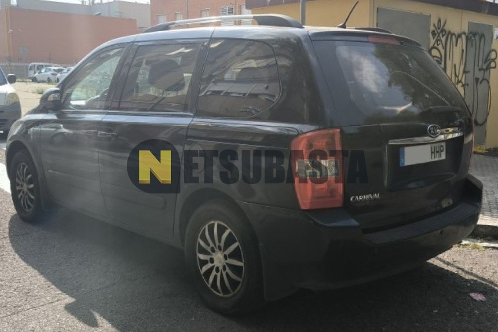 Kia Carnival 2.2 CRDi 2011