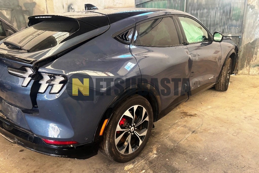 Ford Mustan Mach-E AWD Rango 76 kWh 2021