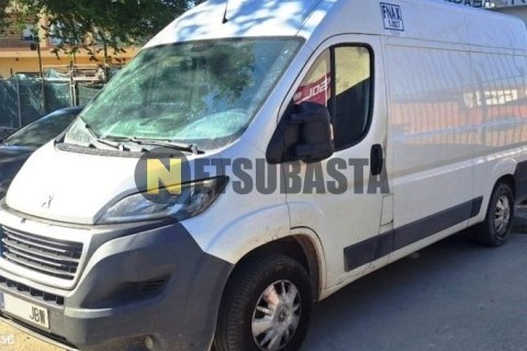 Renault Maxity 2.5 TD 140.456 2012