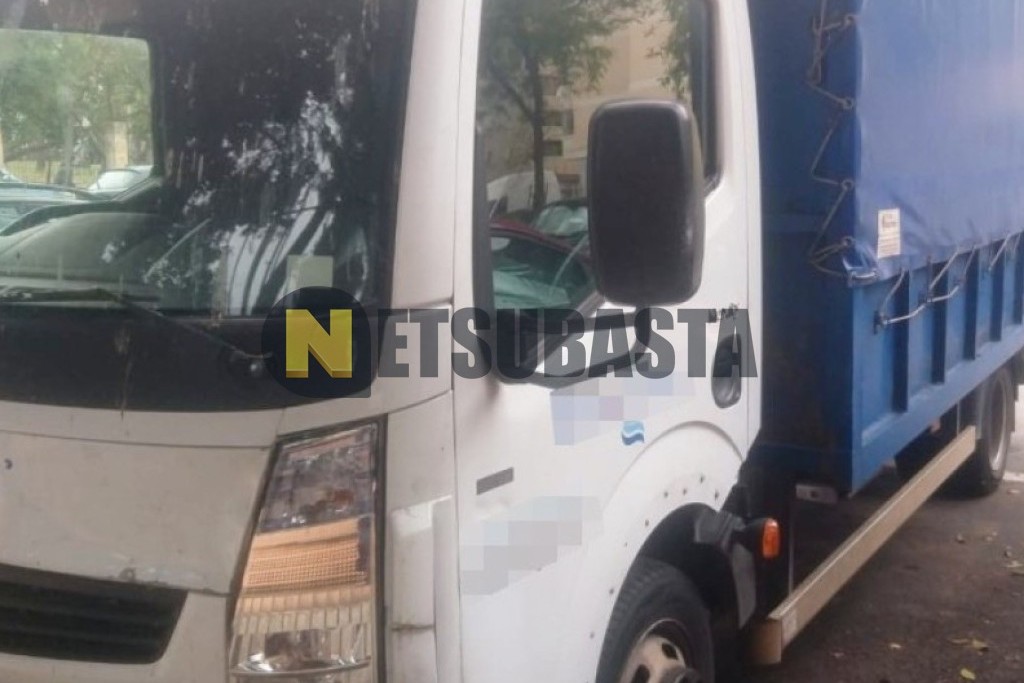 Renault Maxity 2.5 TD 140.456 2012