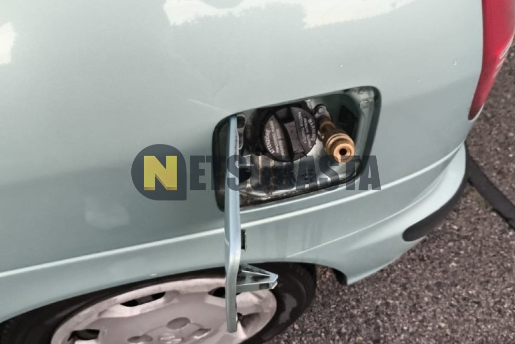 Hyundai Matrix 1.6 GLS GLP 2003