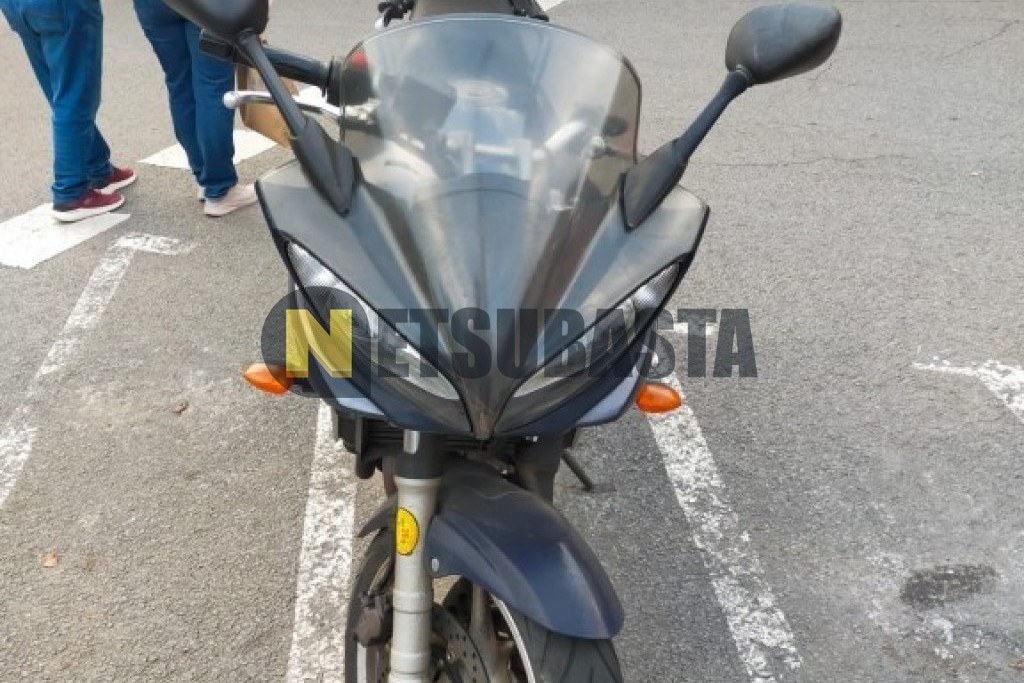 Yamaha FZ6 S 2004