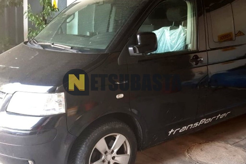 Volkswagen Transporter T5 2.5 TDI 2006